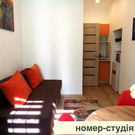 Світло Цілодобово Apartments In The City Center Lviv Exterior foto